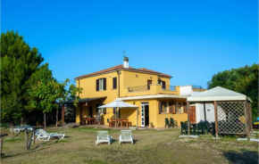 Amazing Home In Roseto Degli Abruzzi With Kitchen Roseto Degli Abruzzi